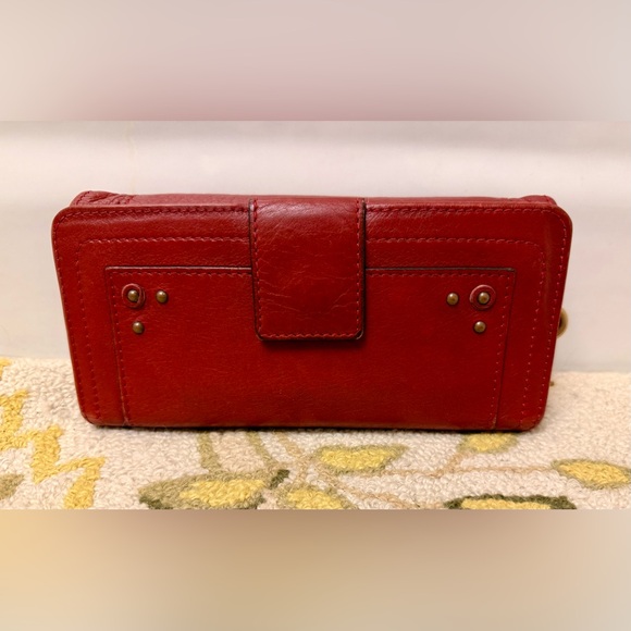 CHLOE Vintage Paddington Red Leather Bi-Fold Long Wallet W/ KEY AND LOCK - Picture 4 of 16